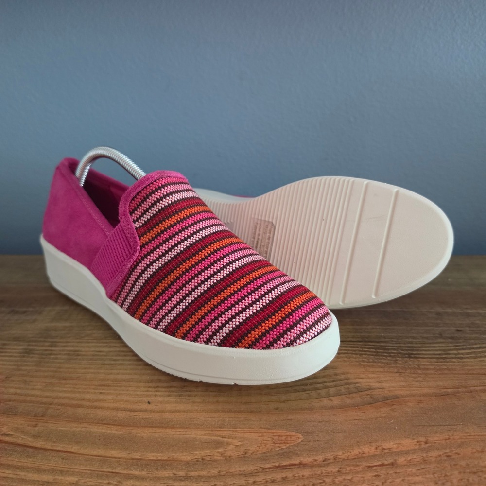 Clarks Womens Layton Petal Slip On Sneakers Pink Multi Striped Suede Shoes 9.5